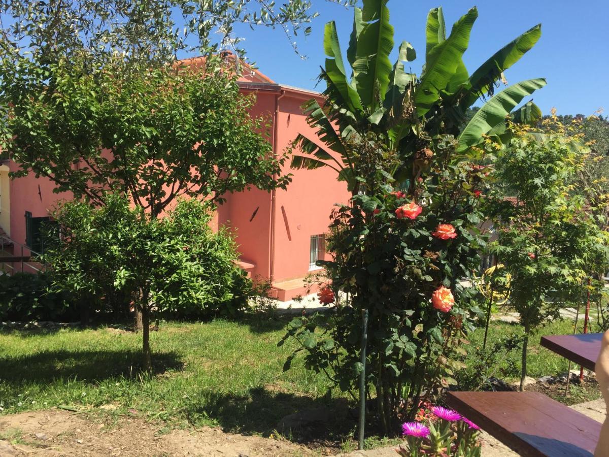Alla Casa Rosa, Peaceful Apartment Surrounded By Greenery With Free Parking, Wifi & Air Conditioning Rapallo Exterior foto