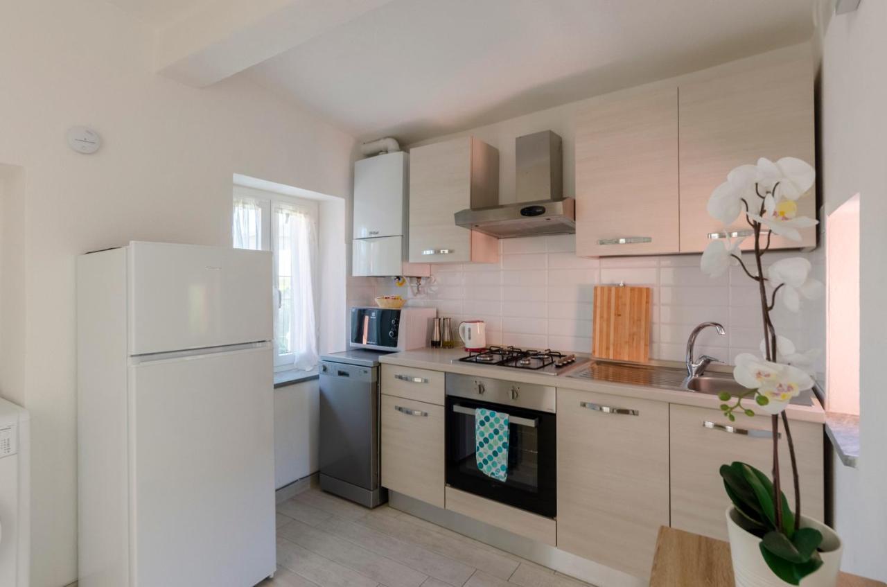 Alla Casa Rosa, Peaceful Apartment Surrounded By Greenery With Free Parking, Wifi & Air Conditioning Rapallo Exterior foto