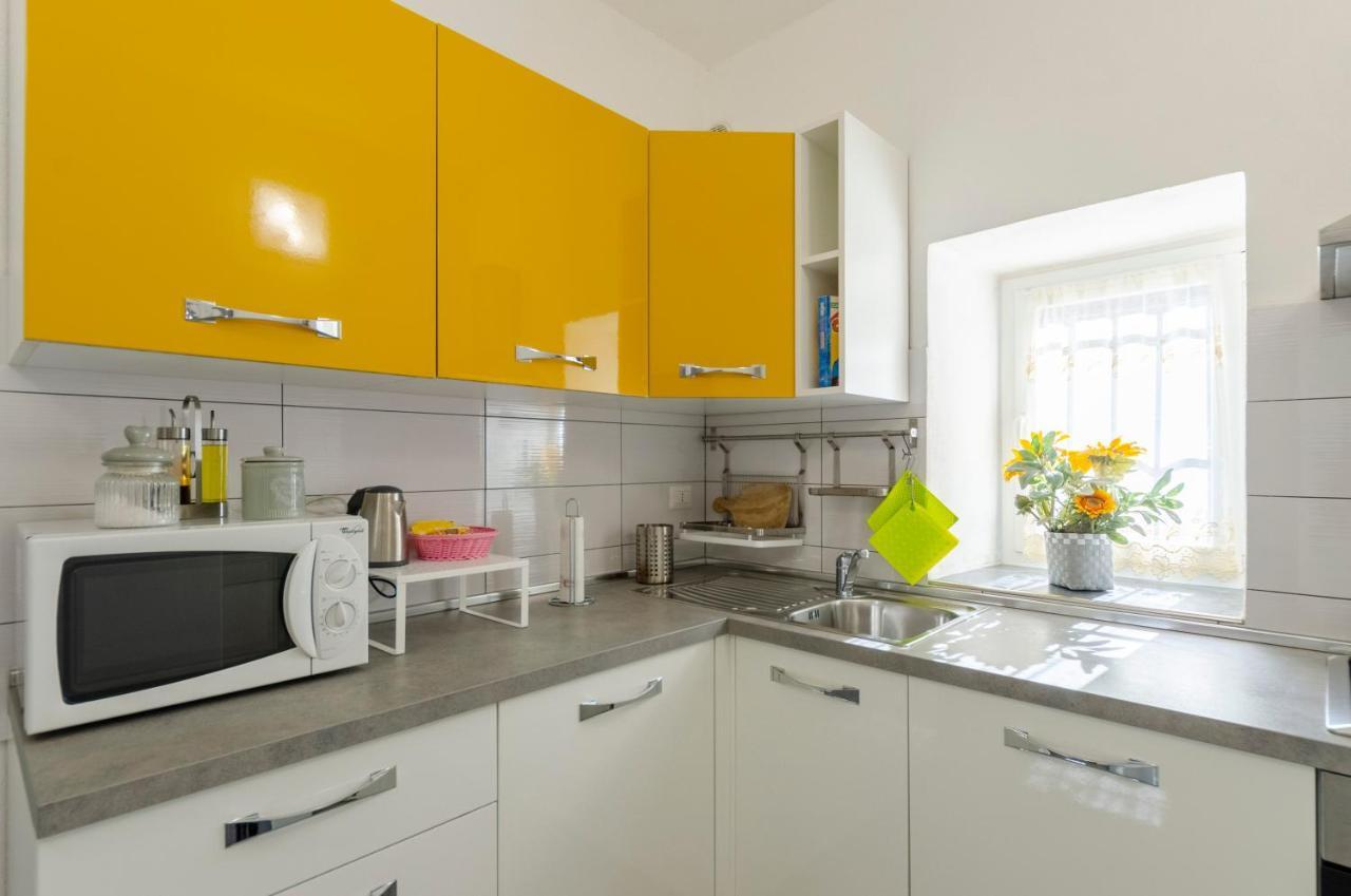 Alla Casa Rosa, Peaceful Apartment Surrounded By Greenery With Free Parking, Wifi & Air Conditioning Rapallo Exterior foto