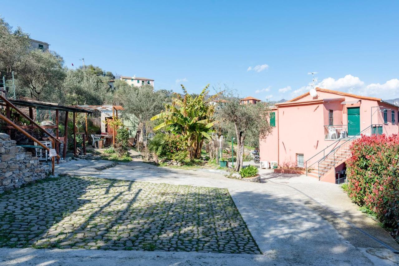 Alla Casa Rosa, Peaceful Apartment Surrounded By Greenery With Free Parking, Wifi & Air Conditioning Rapallo Exterior foto