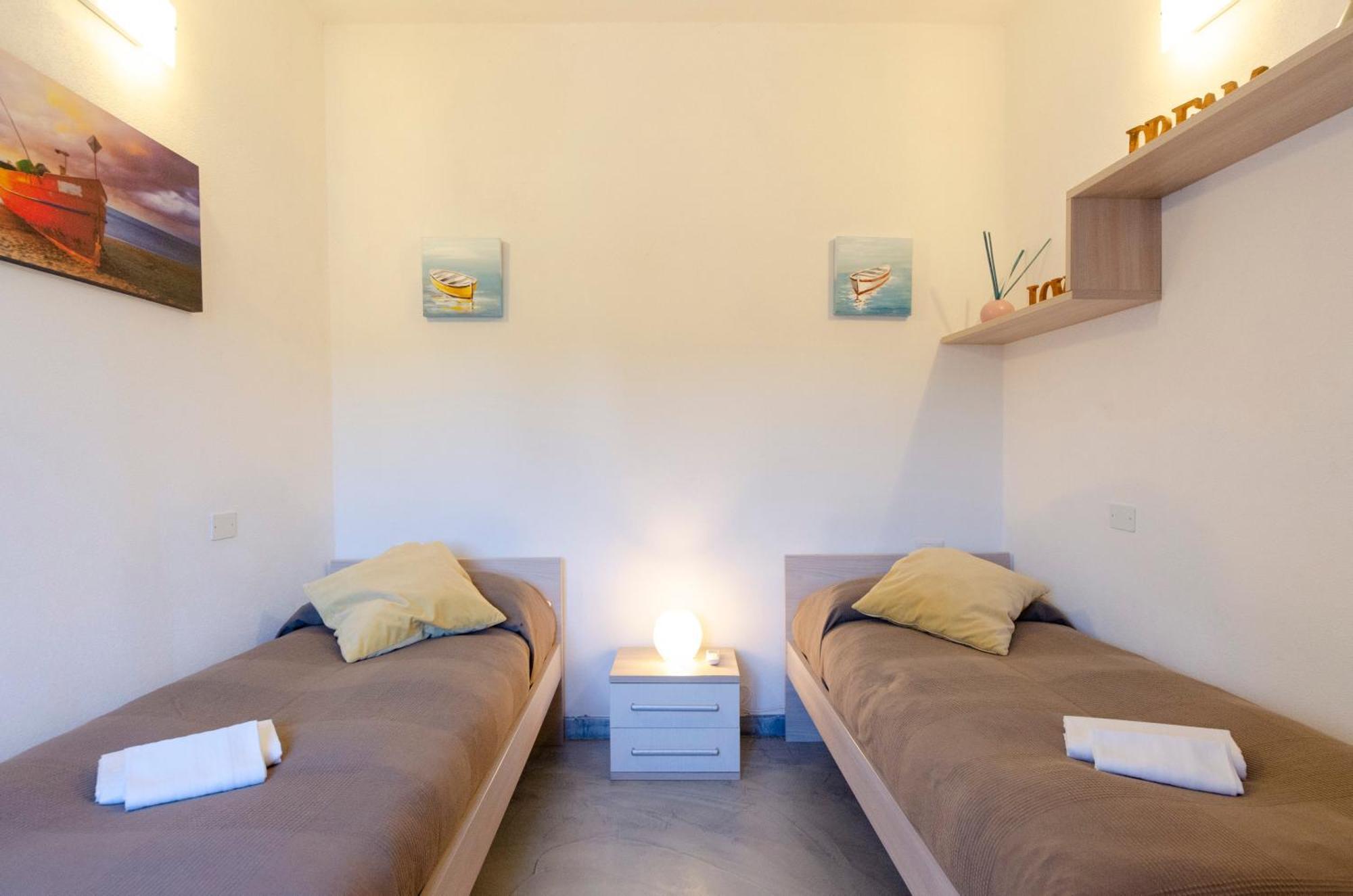 Alla Casa Rosa, Peaceful Apartment Surrounded By Greenery With Free Parking, Wifi & Air Conditioning Rapallo Exterior foto