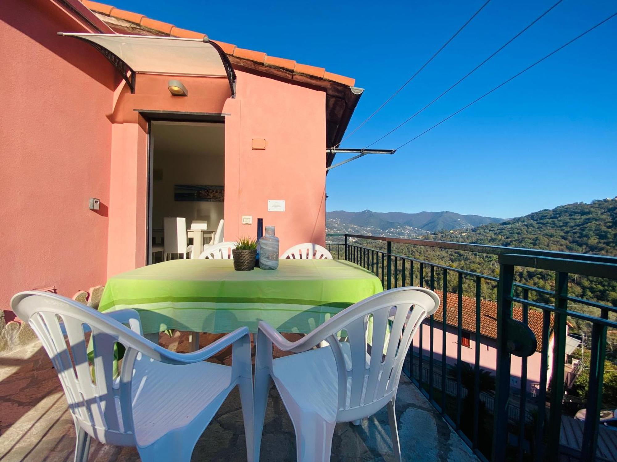 Alla Casa Rosa, Peaceful Apartment Surrounded By Greenery With Free Parking, Wifi & Air Conditioning Rapallo Exterior foto