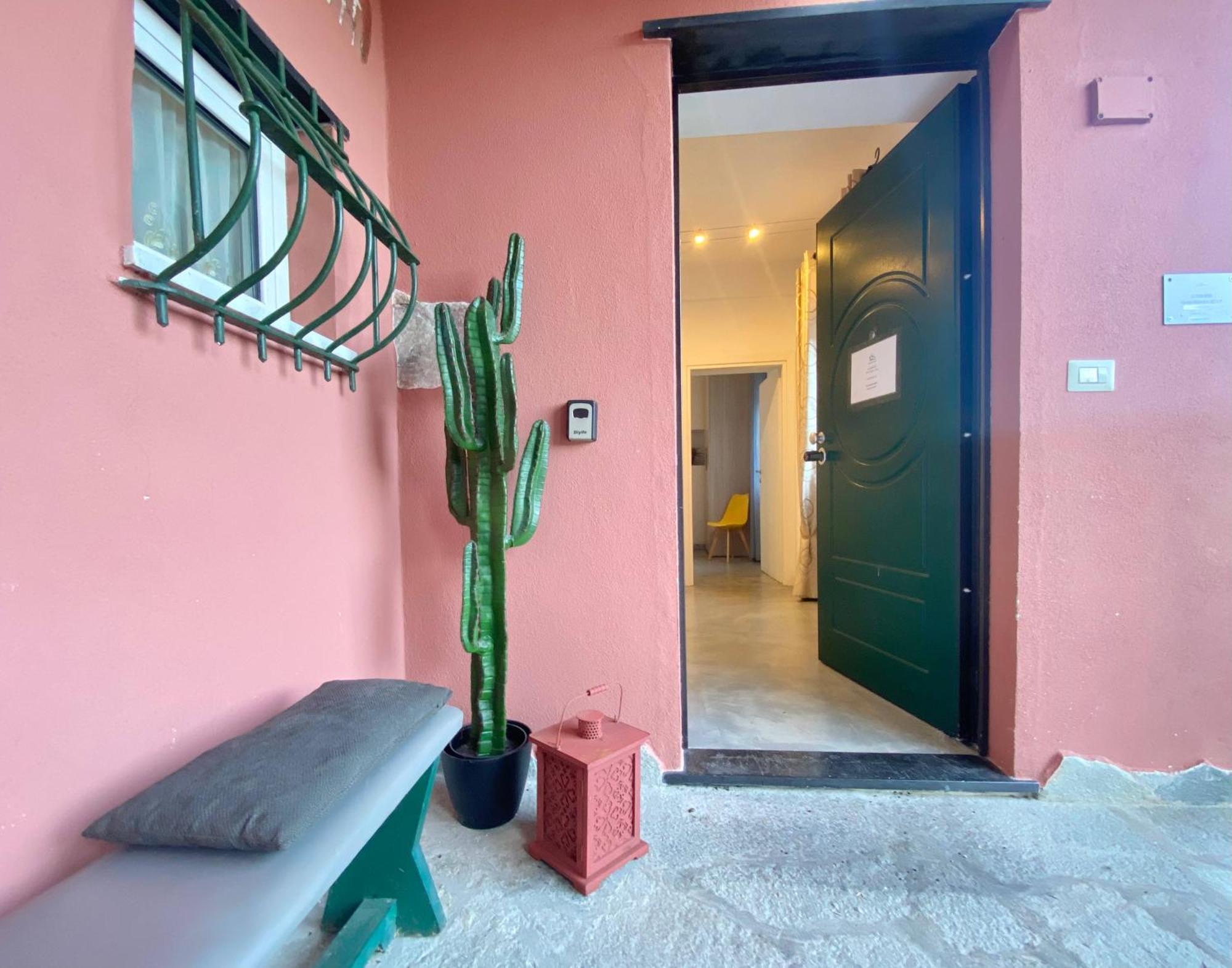 Alla Casa Rosa, Peaceful Apartment Surrounded By Greenery With Free Parking, Wifi & Air Conditioning Rapallo Exterior foto