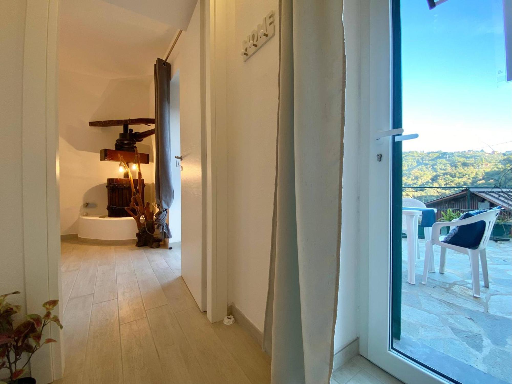 Alla Casa Rosa, Peaceful Apartment Surrounded By Greenery With Free Parking, Wifi & Air Conditioning Rapallo Exterior foto